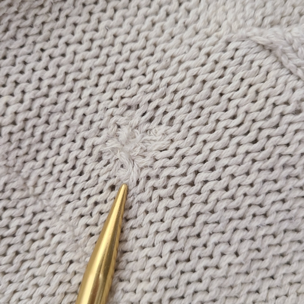 ♡ Y2K ♡ Hollister Cream Cableknit Hooded Cropped Babydoll Sweater - Picture 15 of 15
